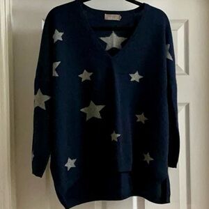 BRODIE CASHMERE NAVY SWEATER WITH SILVER AND GOLD FLECK STARS
